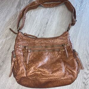 Bueno Tan Shoulder Bag